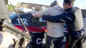 Racket e camorra, due arresti nel napoletano: "È il regalo di Natale"