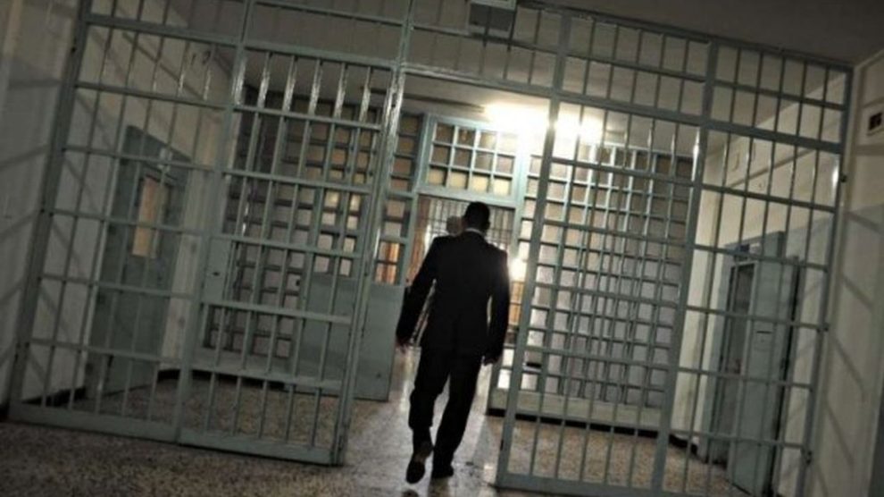 Tragedia nel carcere di Zurigo, morto un giovane di 19 anni