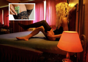 Bacoli, madri e casalinghe a luci rosse: scoperto il sistema