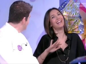 Caterina Balivo imbarazzo a Detto Fatto, il video finisce a Striscia la Notizia