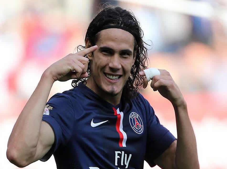 Cavani torna a Napoli, il Matador il 6 giugno sarà premiato a Castel dell'Ovo