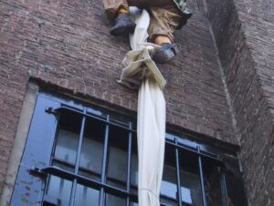 Clamorosa evasione dal carcere di Frosinone: in fuga affiliato del clan Belforte