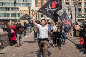 Napoli, I "Pirati del Cuore" sbarcano in città per un Carnevale indimenticabile