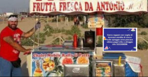 Vuole vendere frutta e graffe in spiaggia ma nessuno risponde all'annuncio: "Colpa del reddito di cittadinanza"