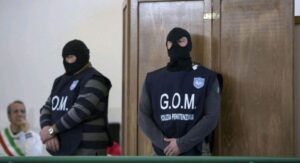 I killer incastrati dalla testimonianza di una donna: è la moglie di un affiliato al clan