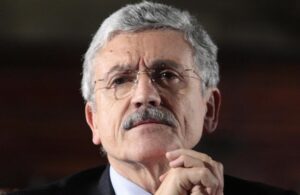 D'Alema spiazza tutti, sulle Primarie del PD a Napoli: "Bassolino aveva vinto"