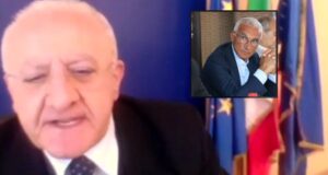 "È bello abbronzato", la battuta di De Luca sull’amico Casillo. La replica del Consigliere