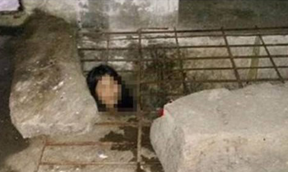 Aveva chiuso la ex a dormire in gabbia con il cane: condannato