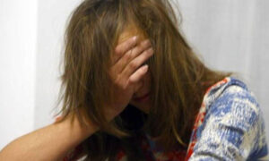 La madre carnefice della figlia: 15enne costretta a prostituirsi nel salernitano