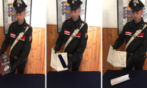 Droga nascosta nel libro "Jack lo squartatore", arrestate due persone