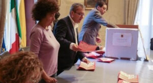 Elezione del Consiglio Metropolitano, la lista "Con De Magistris" fa ricorso