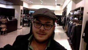 Enrico Pezzella è morto