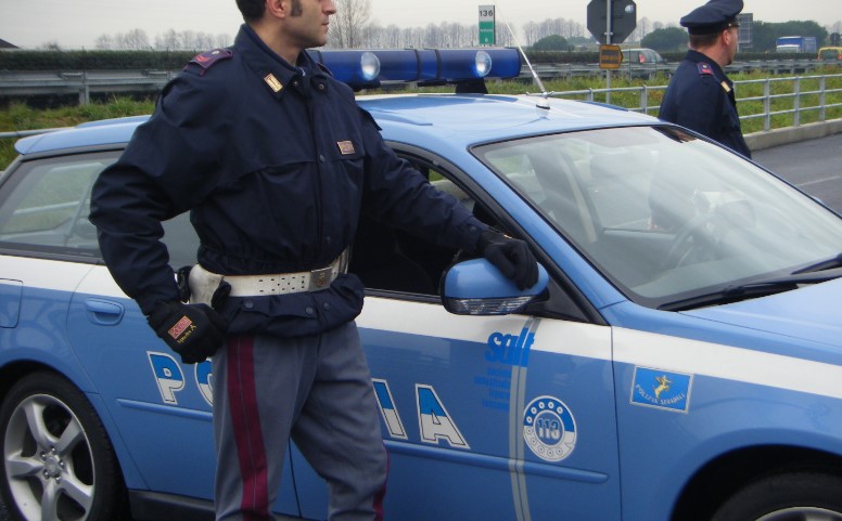 esplosione nella notte a pianura