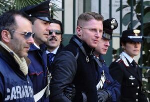 Processo al clan Contini, svolta in appello: Ettore Bosti non è promotore delle attività illecite