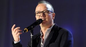 Festival di Sanremo, i cantanti napoletani in gara