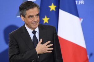 Fillon indagato, è terremoto politico in Francia