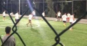 Follia nel Napoletano: rissa durante partita di calcetto tra minori. Un ferito