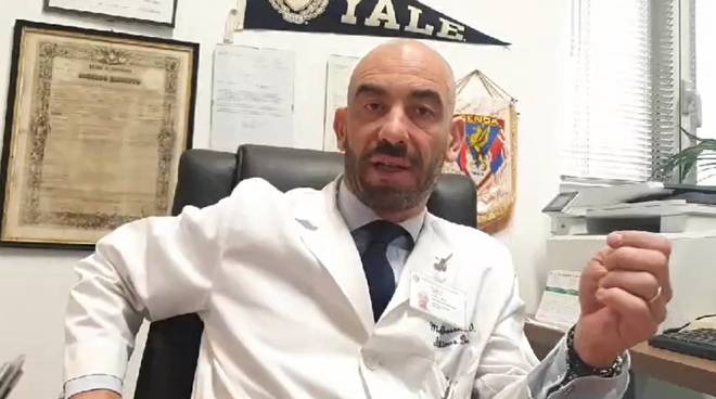 Il virologo Bassetti: "Lockdown a Natale? Ipotesi che fa solo paura"