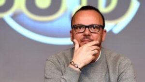 Gigi D'Alessio nei guai con la giustizia: al processo per evasione fiscale