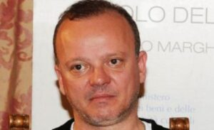 Gigi D'Alessio non risponde alle critiche dopo Made in Sud