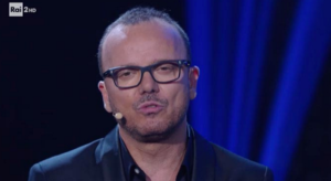 Gigi D'Alessio omaggia Renato Carosone a Made in Sud
