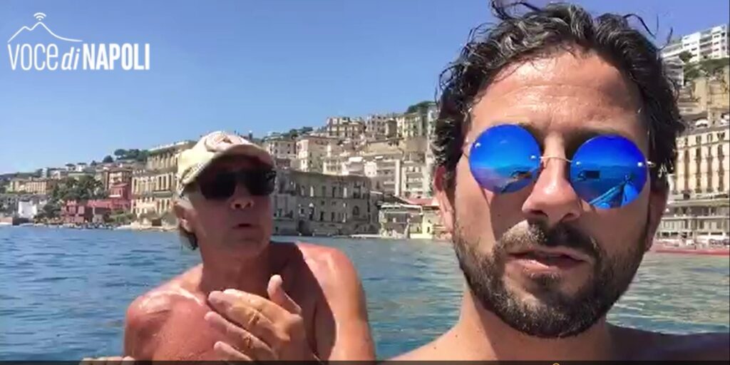 giletti a napoli in canoa