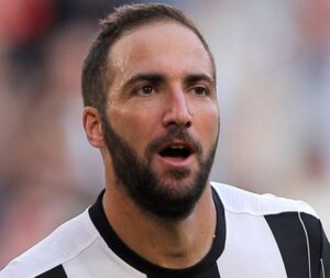 Gonzalo Higuain e 15 gol segnati, la bizzarra scommessa di un tifoso del Napoli