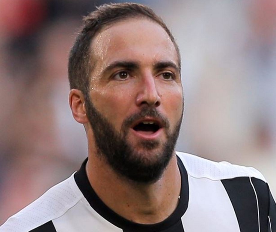 Gonzalo Higuain e 15 gol segnati, la bizzarra scommessa di un tifoso del Napoli