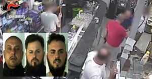 "Il boss tiene le corna", colpi di pistola contro una donna con un bimbo in braccio: 3 arresti [VIDEO]