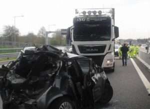 Incidente nel Napoletano, un uomo perde la vita nello scontro