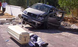 Malore durante la guida: muore un uomo, ferita la moglie