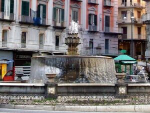 piazza-trieste-e-trento-napoli