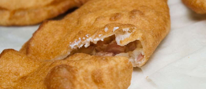 Le 10 pizze fritte più buone di Napoli