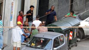 Mafia nigeriana in Campania, diversi arresti per traffico di droga e sfruttamento della prostituzione