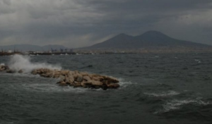 Maltempo a Napoli: si sfiora la tragedia in città ed in provincia