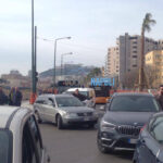 Il quartiere San Giovanni, dopo il dramma di questa mattina che ha visto morire un uomo durante una manifestazione, è nel caos