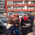 Il quartiere San Giovanni, dopo il dramma di questa mattina che ha visto morire un uomo durante una manifestazione, è nel caos