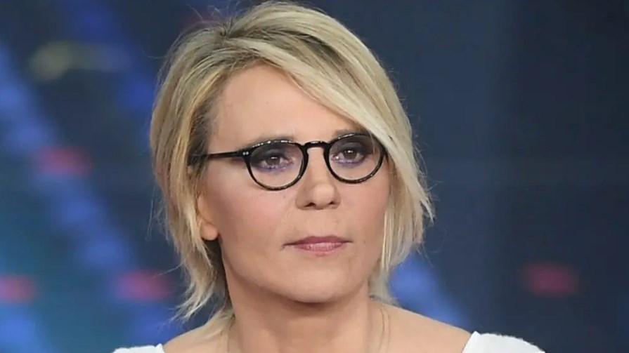 Maria De Filippi racconta le discussioni con il figlio: "La delusione mi pervade"