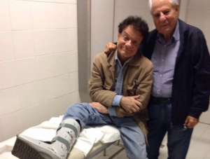 Massimo Ranieri dopo l'infortunio rincuora i suoi fan