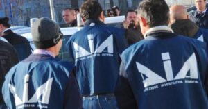 Maxi sequestro a noti imprenditori napoletani: erano legati al clan Lo Russo