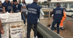 Maxi sequestro di pesce tra Mugnano e San Giovanni a Teduccio