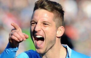 Mertens in Inghilterra, emissari arrivano da Manchester