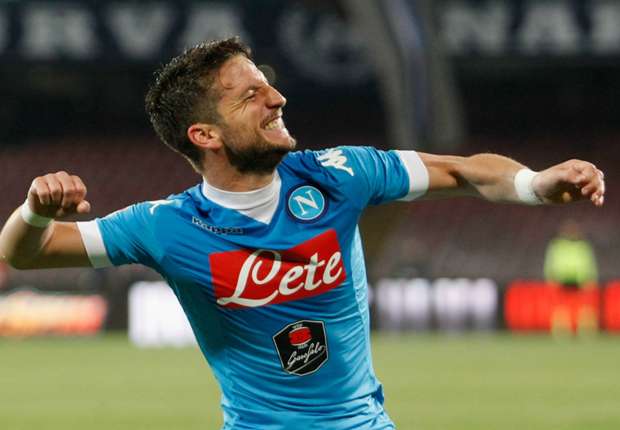 Mertens, mese decisivo per il futuro: "o resta o va via"