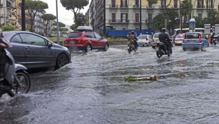 Meteo, la Protezione civile: "È allerta gialla in Campania"