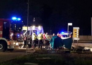 schianto mortale pomigliano