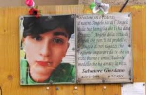 Morte di Salvatore Giordano, la famiglia del ragazzo contro Luigi De Magistris