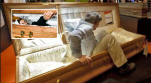 È in fin di vita e gli organizzano il funerale ma lui si risveglia: "Vivo per miracolo!"