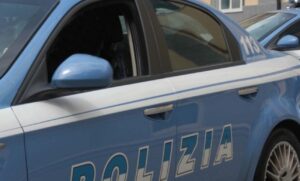 Napoli, annuncia su Facebook suicidio: salvata giovane ragazza