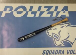 picchiano garagista piazza cavour napoli