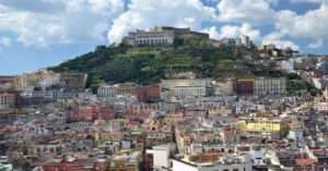 "Napoli è davvero mille colori", lettera di una turista di Vicenza